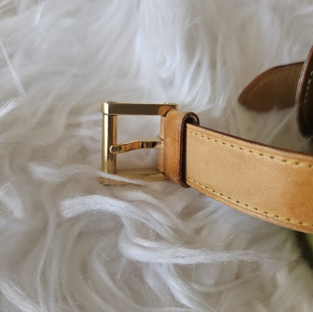 Louis Vuitton Olive and Tan Wristlet - Picture 7 of 16